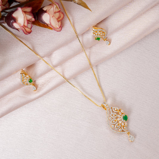 Emerald Royale Pendant Set