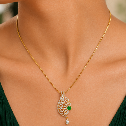 Emerald Royale Pendant Set
